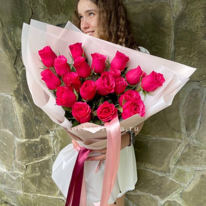 19 алых роз в Кемерово