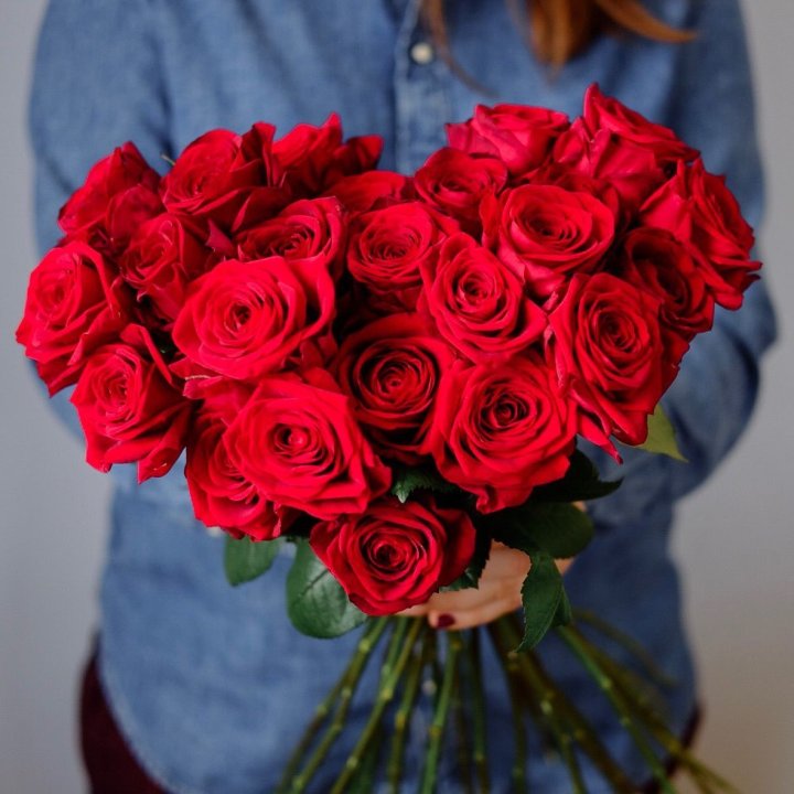 25 красных роз в Кемерово