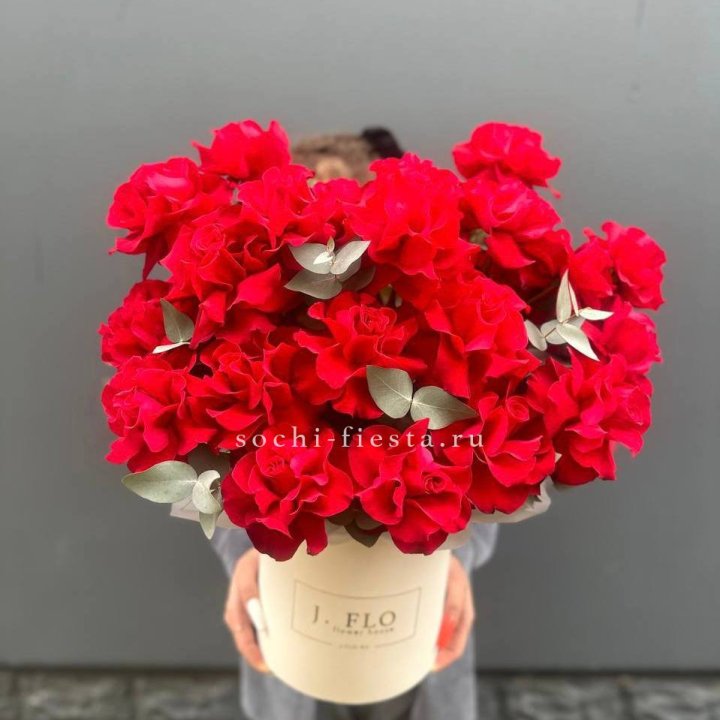 35 Французских роз в боксе в Кемерово