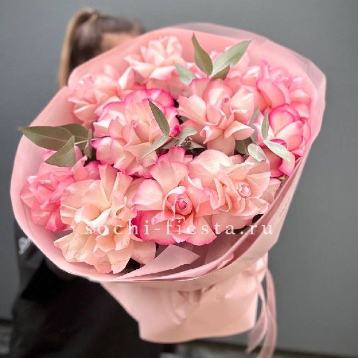 Нежно- розовые французские розы Венди в Кемерово