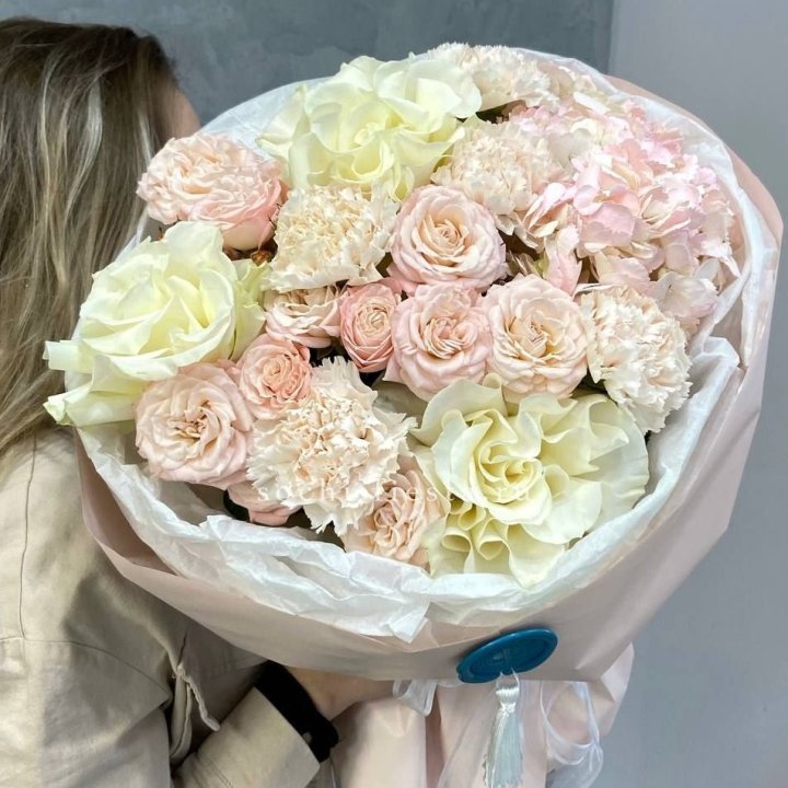 Дизайнерский букет "Джентел" в Кемерово