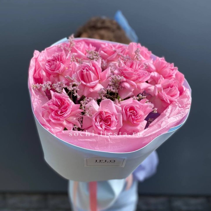 Букет французских розовых роз  в Кемерово