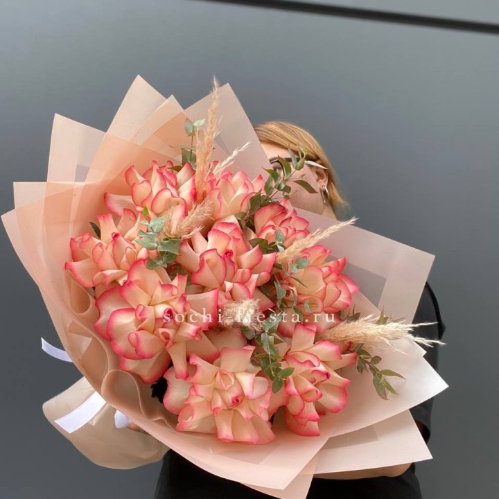 9 Французских роз Джумилия  в Кемерово