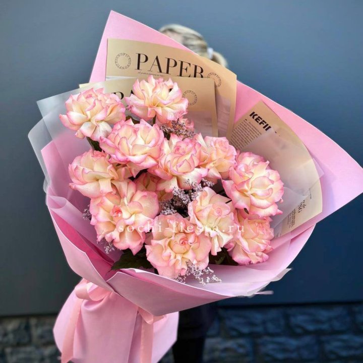 15 французских роз "Джумилия" в Кемерово