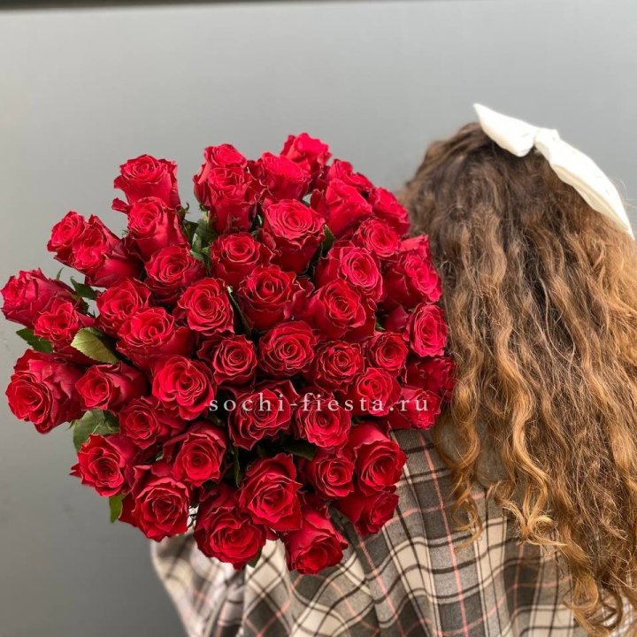 51 красная роза в Кемерово