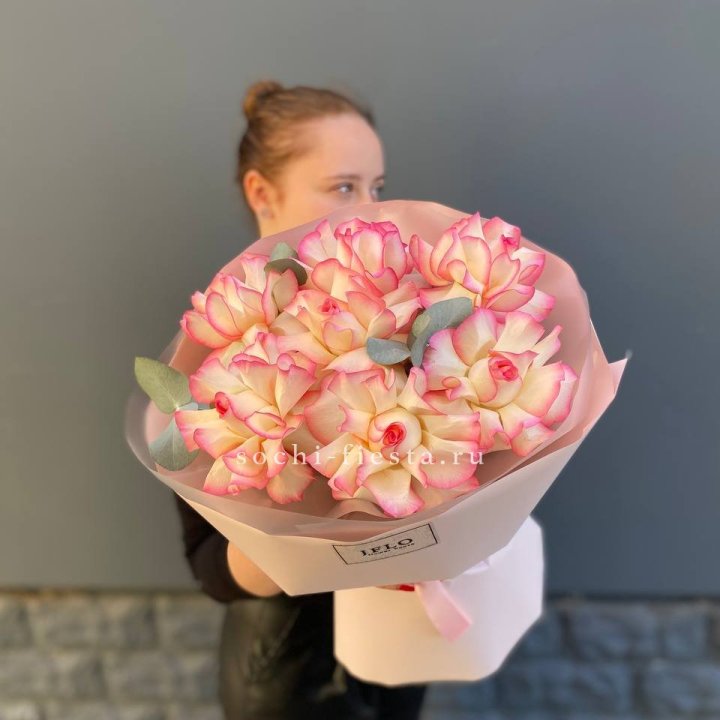 7 французских роз Джумилия в Кемерово