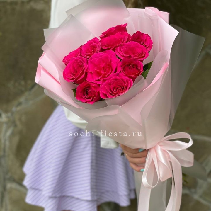 Букет алых роз в Кемерово