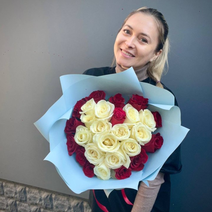 27 роз "Сердце" в Кемерово
