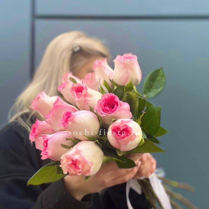 15 роз Мандала в Кемерово