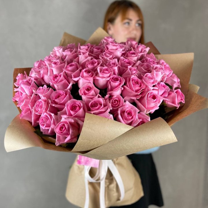 101 розовая роза в Кемерово
