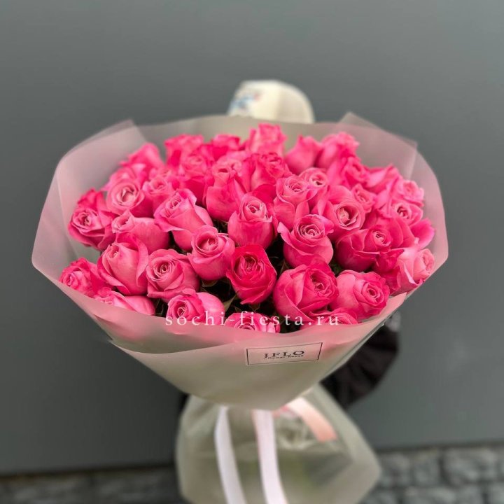 Роза малиновая в Кемерово