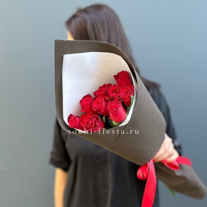 9 красных роз в фоамиране в Кемерово