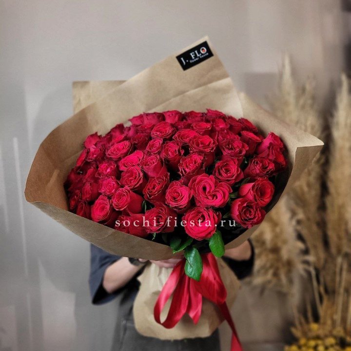 63 красных роз вайт в Кемерово