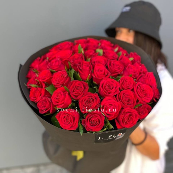 51 роза "Блек" в Кемерово