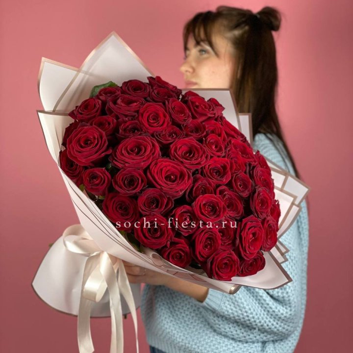 51 красная роза "Лавели" в Кемерово
