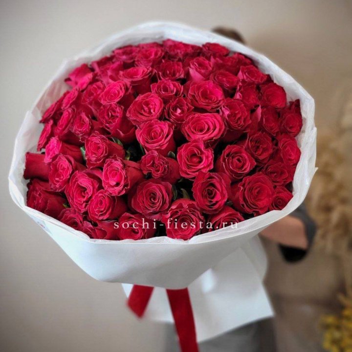 65 красных роз вайт в Кемерово