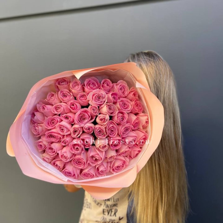 55 розовых роз в Кемерово
