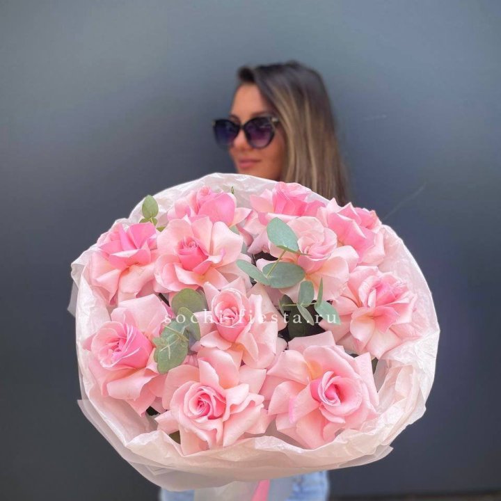 Букет роз "Минифу" в Кемерово