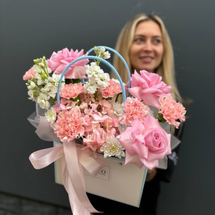 Сумочка "Бал цветов" в Кемерово