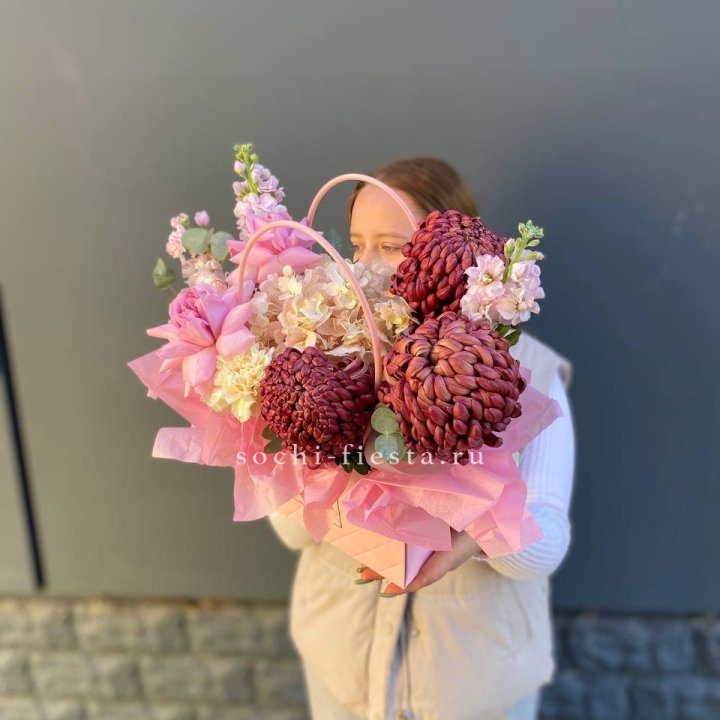 Сумочка нежная с бигуди в Кемерово