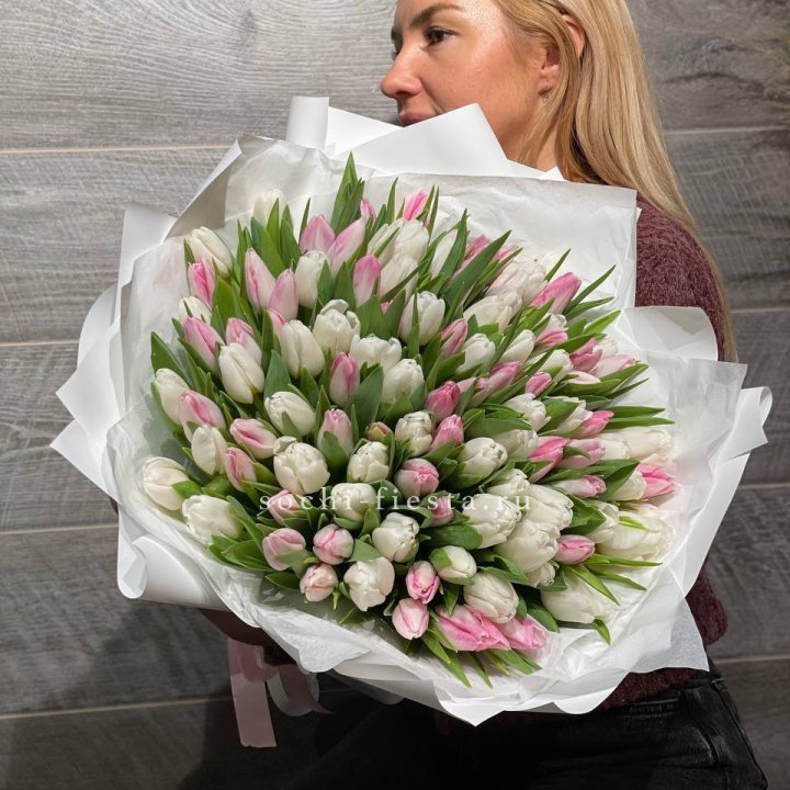 101 тюльпан нежный микс в Кемерово