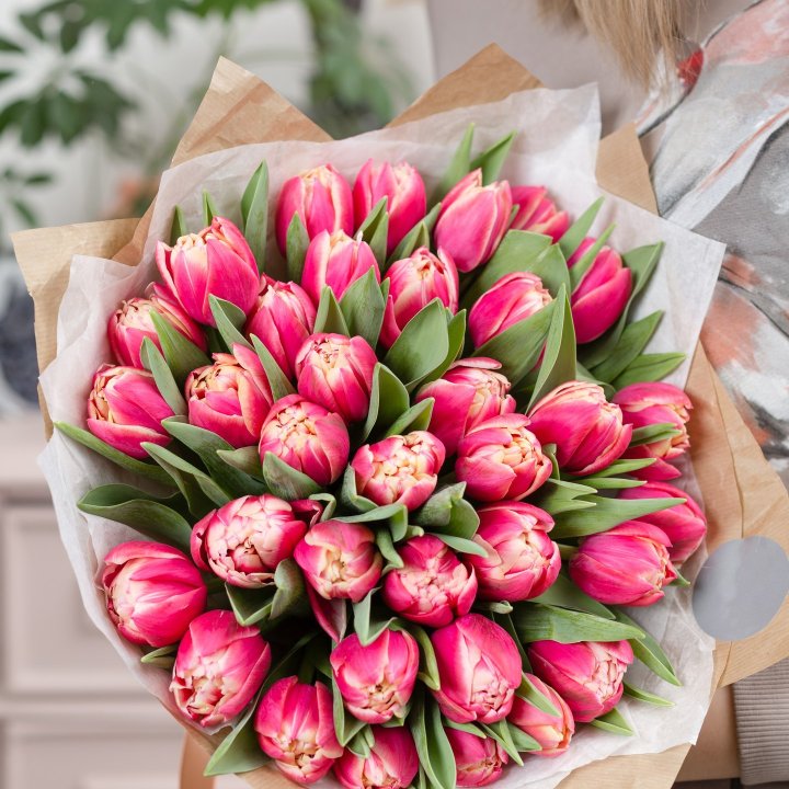 Букет пионовидных тюльпанов в Кемерово